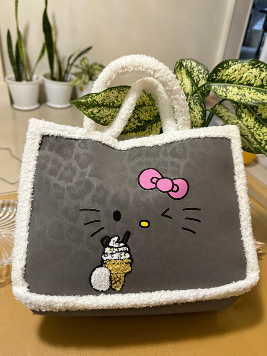 Winter bag kitty print