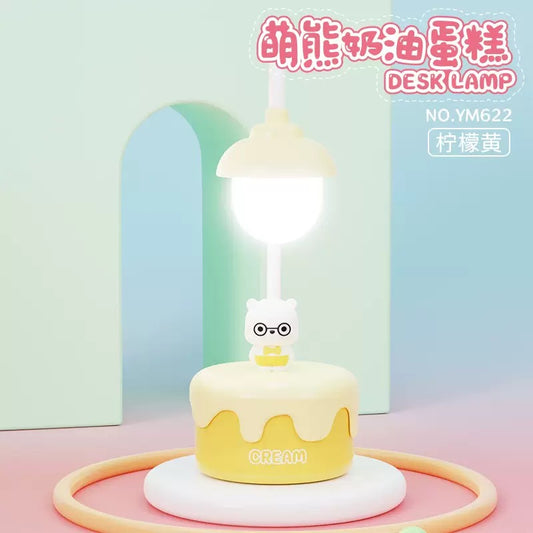 Bear cake desk lamp