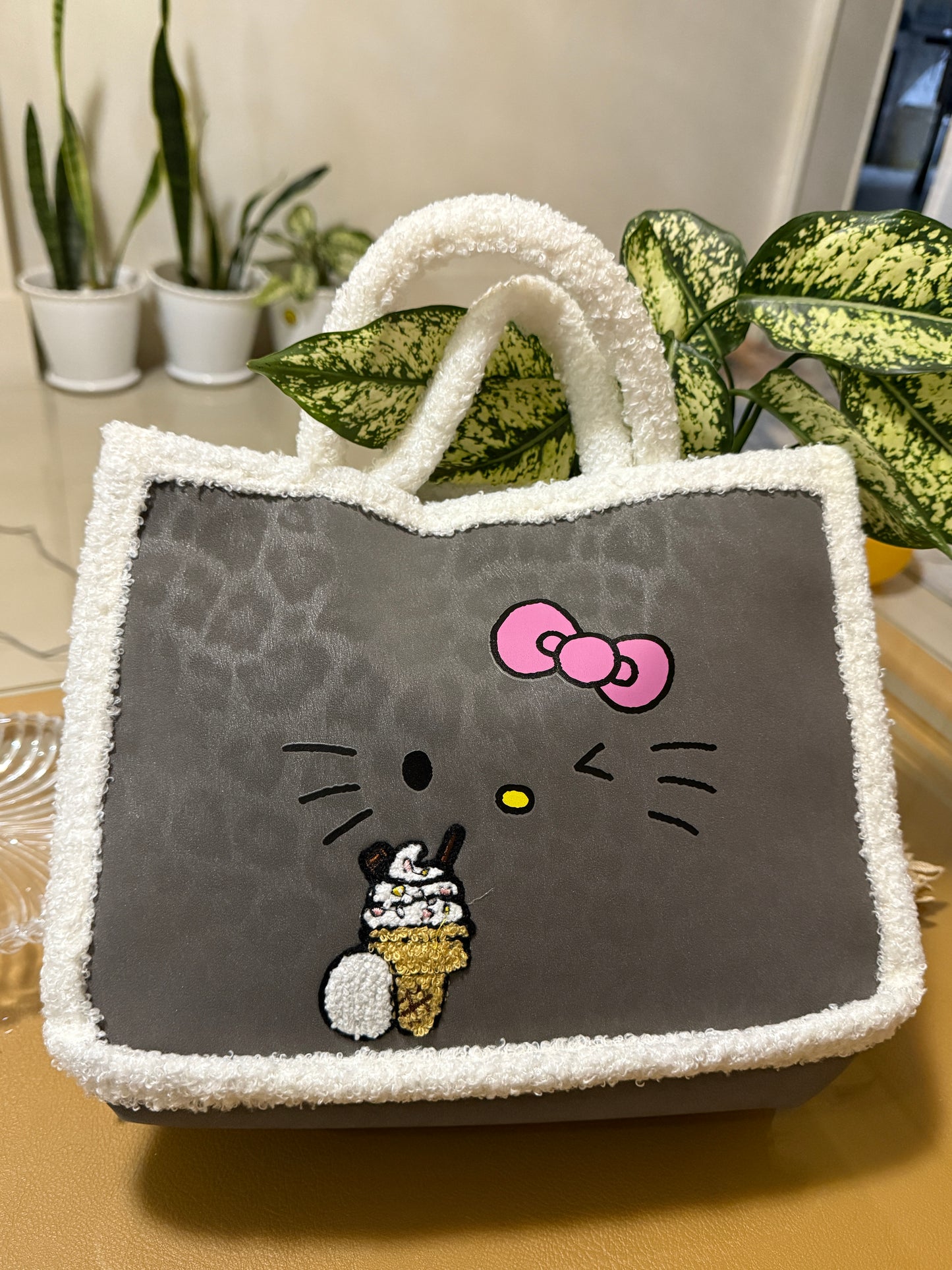 Winter bag kitty print