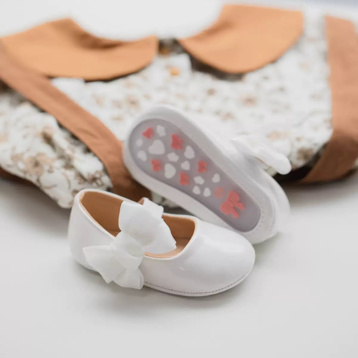 Cross-border Explosions 0-2 Years Old Baby Toddler Shoes Soft Bottom Baby Shoes British Leather Shoes All-match Princess Shoes Children's Shoes. K30