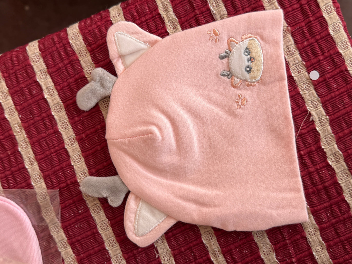 Stretchable baby cap