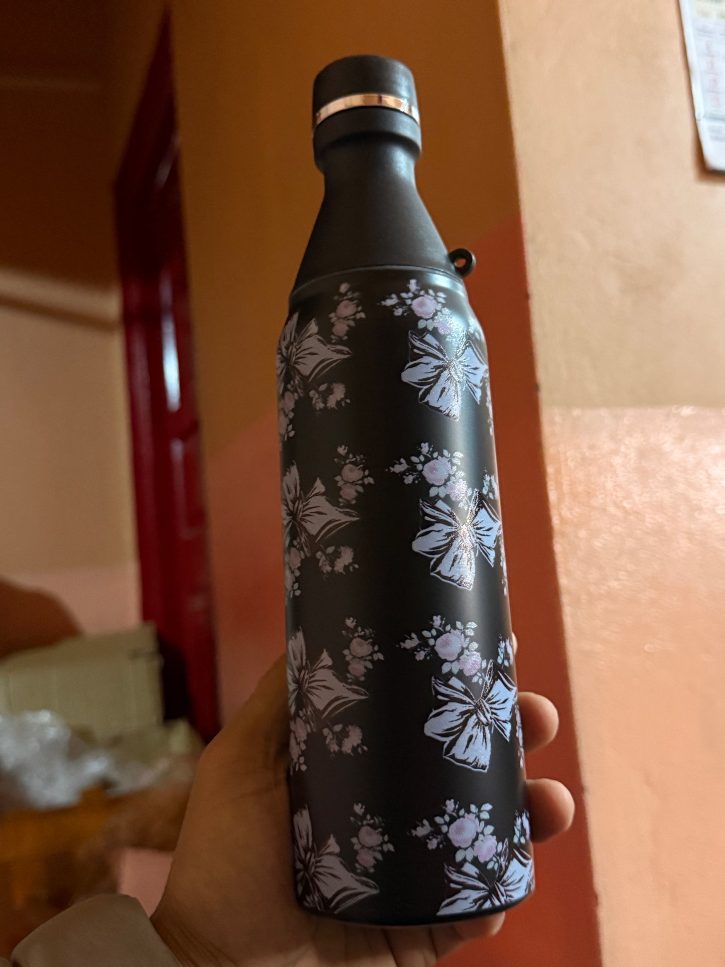 Flower printed bottle