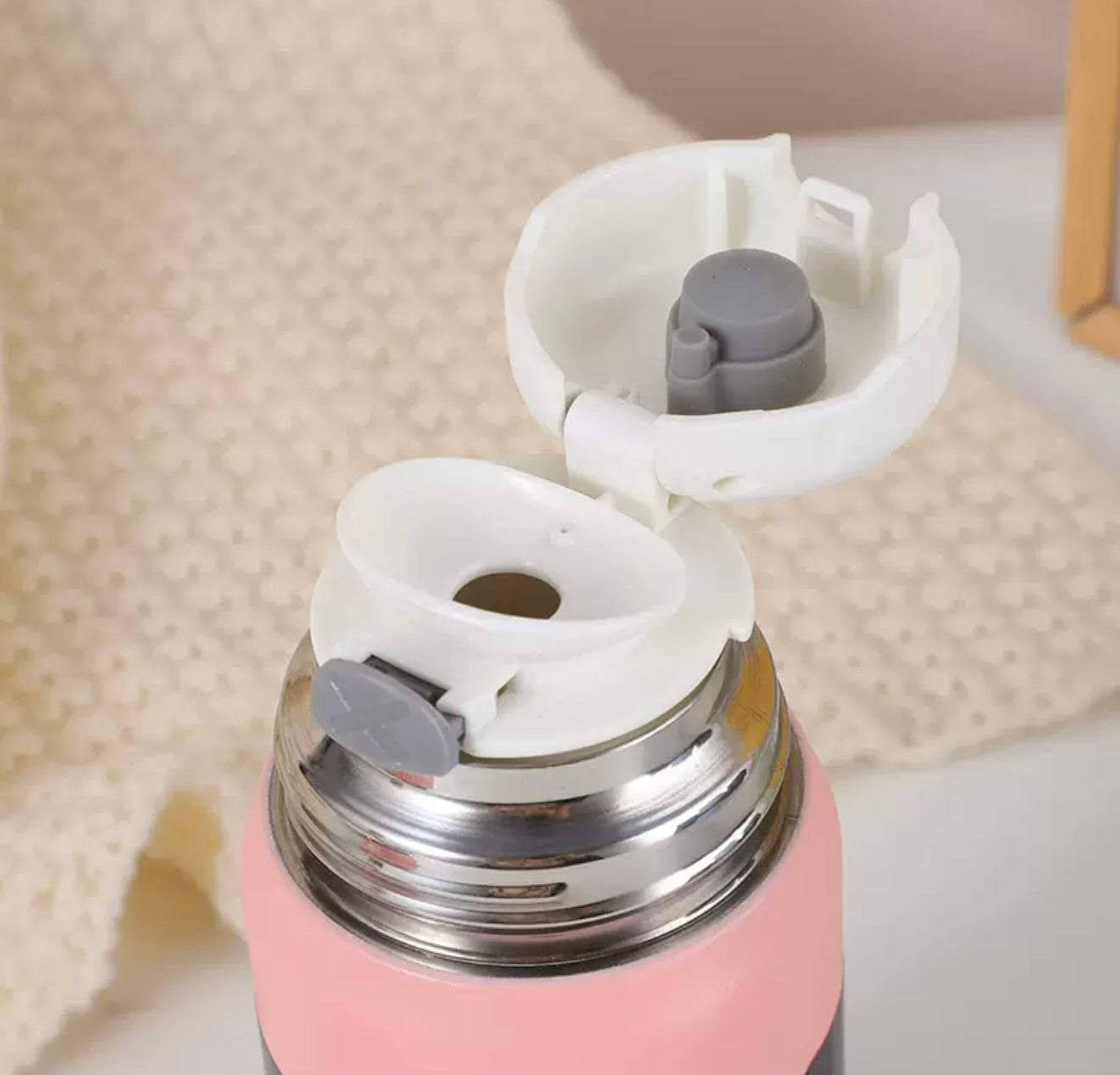 Steel Lid 316 Stainless Steel Thermal Insulation Intelligent Temperature Display Cup Large Capacity Portable Direct Drinking Vacuum Thermal Insulation Sports bottle