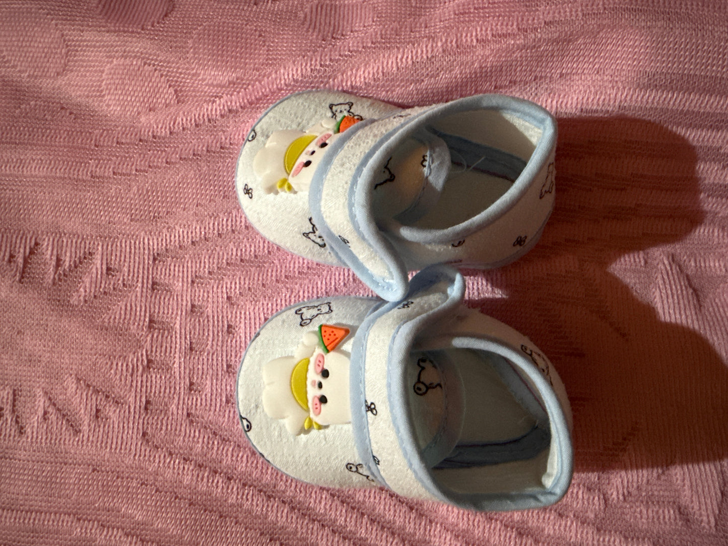 Baby shoes o size - for new borns  k25 0574