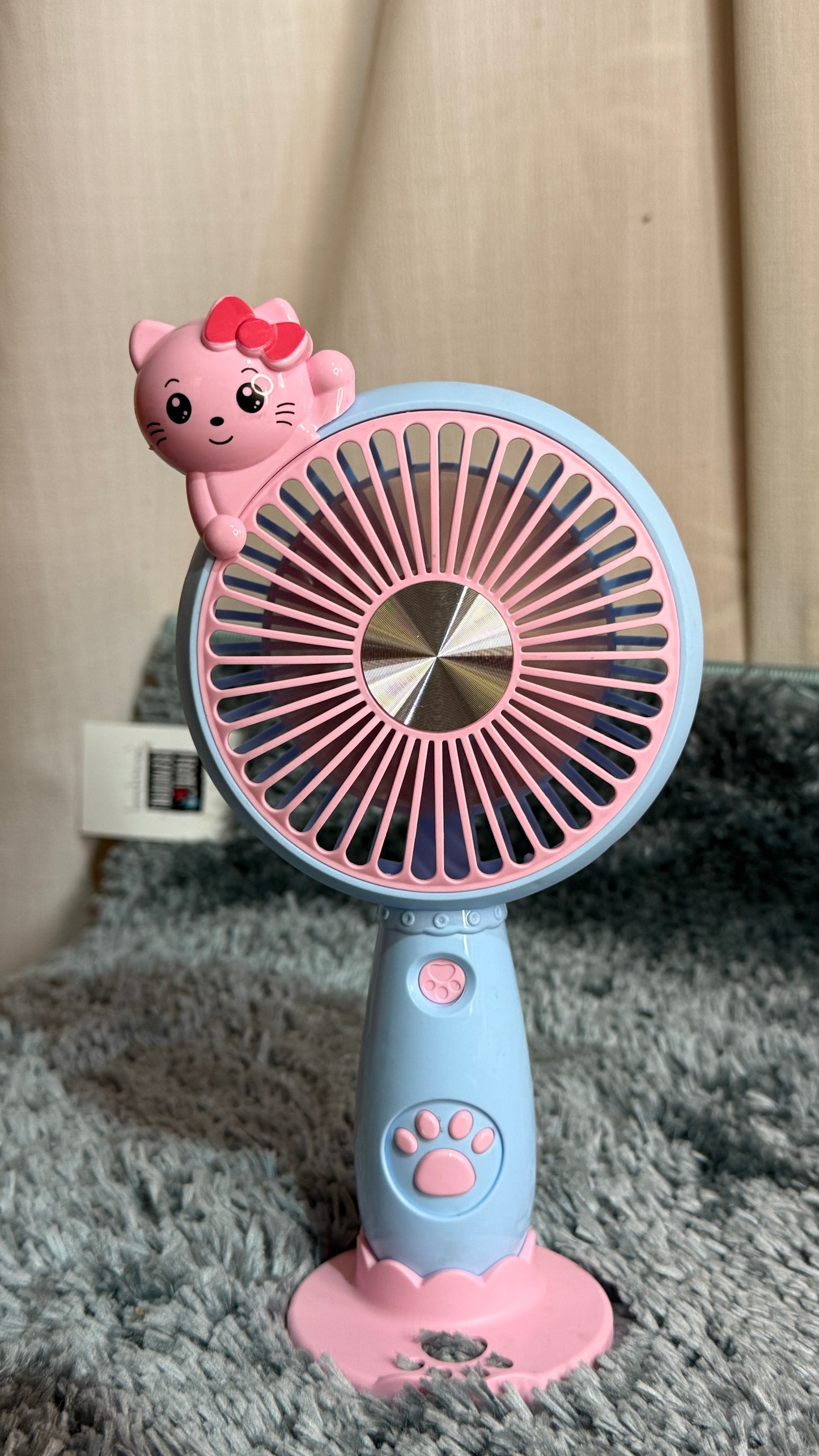 Kitty usb hand fan