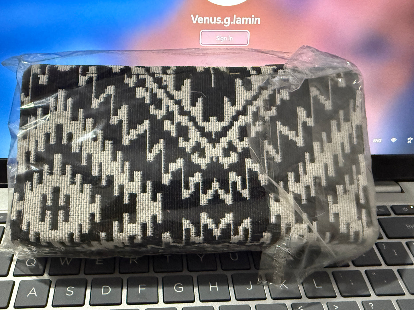 Purse cum sling bag
