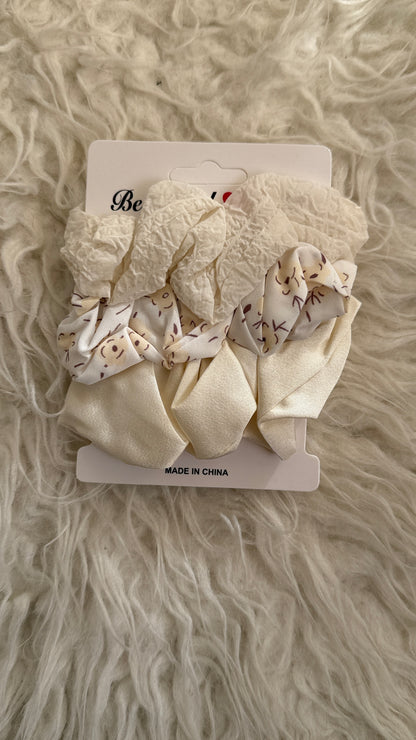 Scrunchies (3 pieces 1 set )