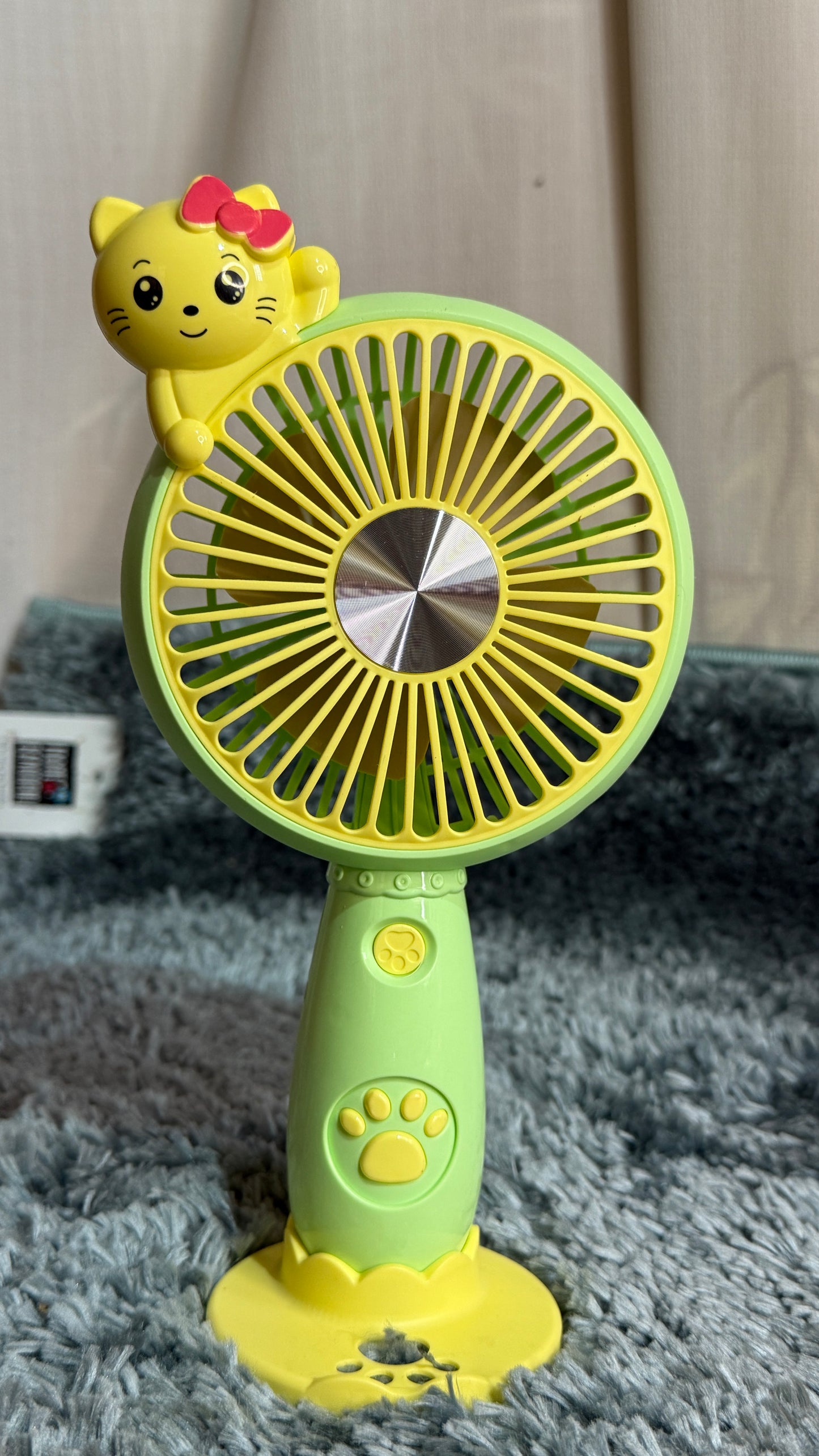 Kitty usb hand fan